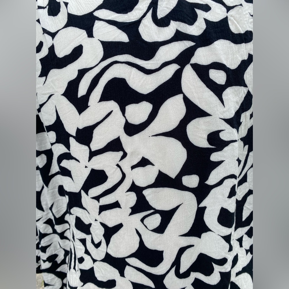Terra & Sky NWT 4X (28~30) Light Weight v-neck  Longer /back Poet Sleeve - Picture 9 of 9